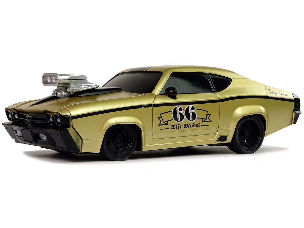 Zlaté dálkové ovládání sportovního auta 1:20 Mustang GT 66 s dálkovým ovladačem — V provozu