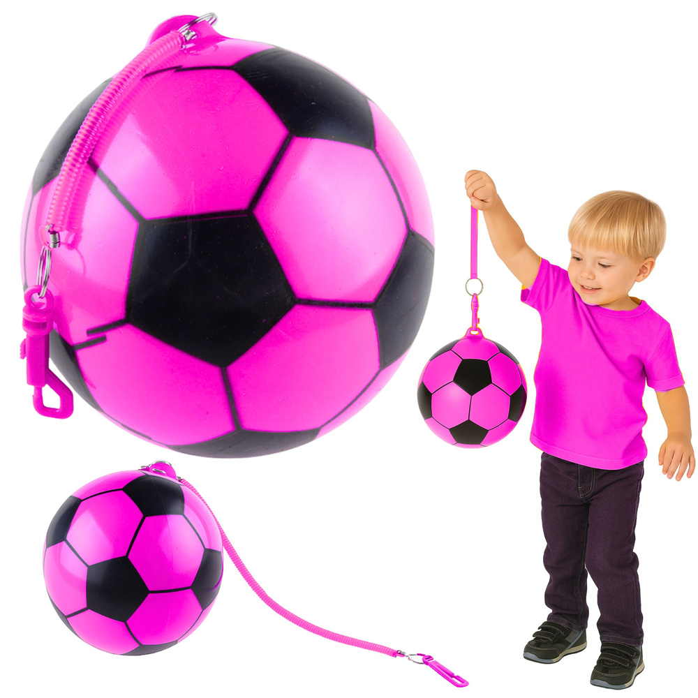 Růžový míč LEAN Toys s fotbalovým vzorem, 22 cm, od 3 let — Celkový pohled