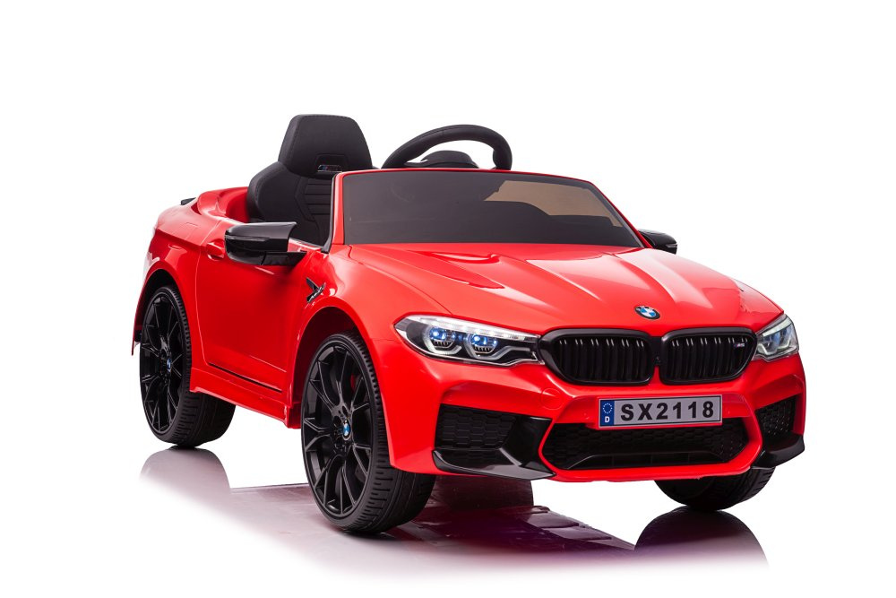Elektrické auto BMW M5 DRIFT červené akumulátorové vozítko SX2119 LEAN CARS 2x12V7Ah 24 V od 3 let — Detail interiéru