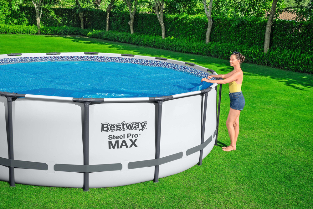 Solární kryt na bazén Bestway pro modely Ø 366 cm — V provozu