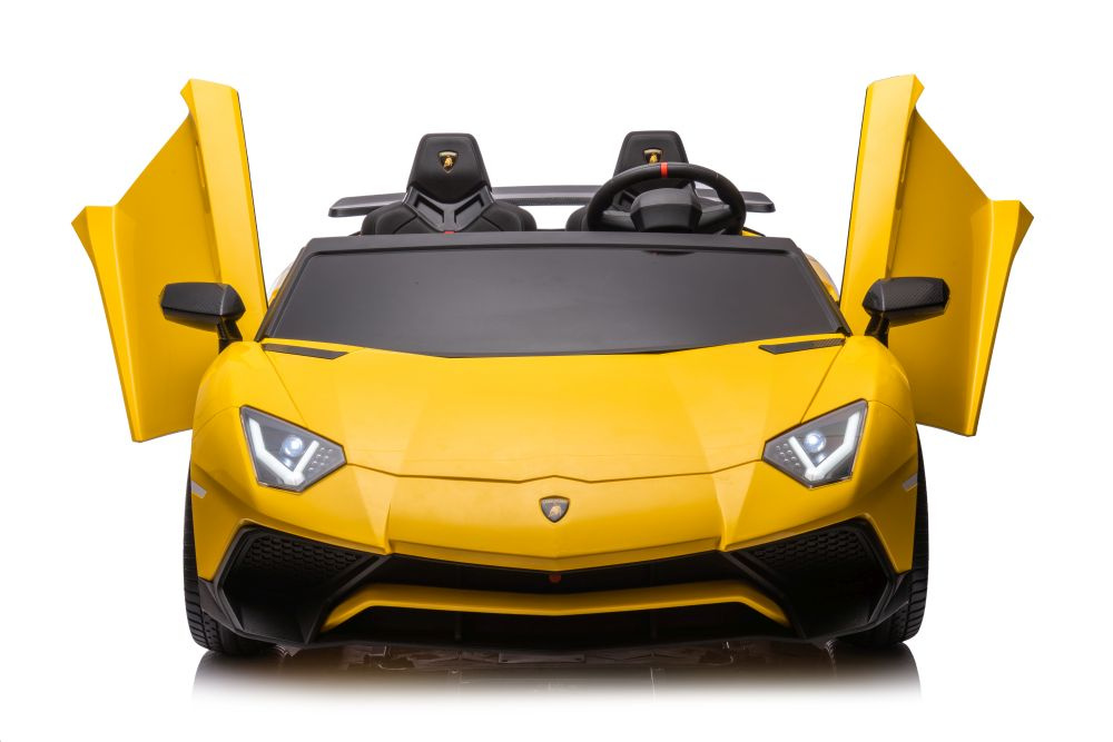 Elektrický automobil na akumulátor LEAN Toys Lamborghini XXL A8803 žlutý 24V (žlutý, model A8803) — Otvírá se kapota