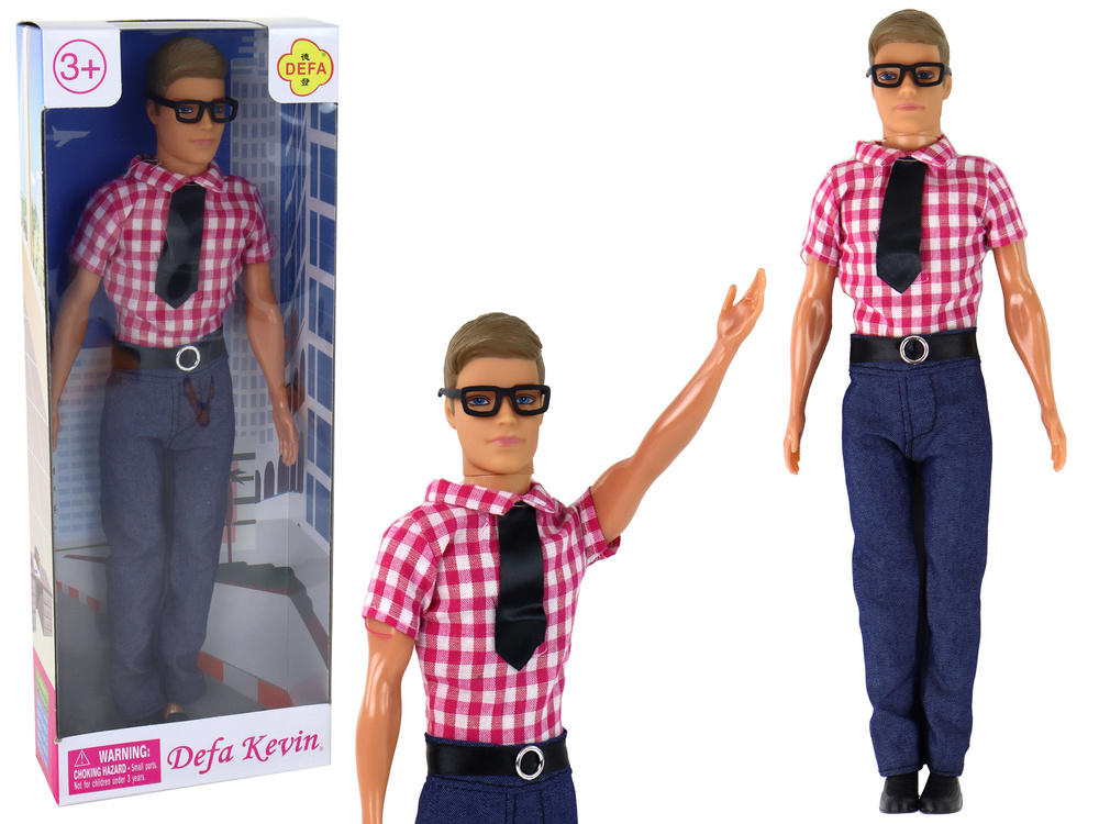 Mužská panenka Kevin s červenou košilí LEAN Toys s 24měsíční zárukou — Celkový pohled